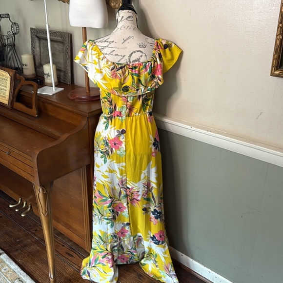 Bailey Blue Yellow Flutter Sleeve Maxi Dress - Picture 4 of 9